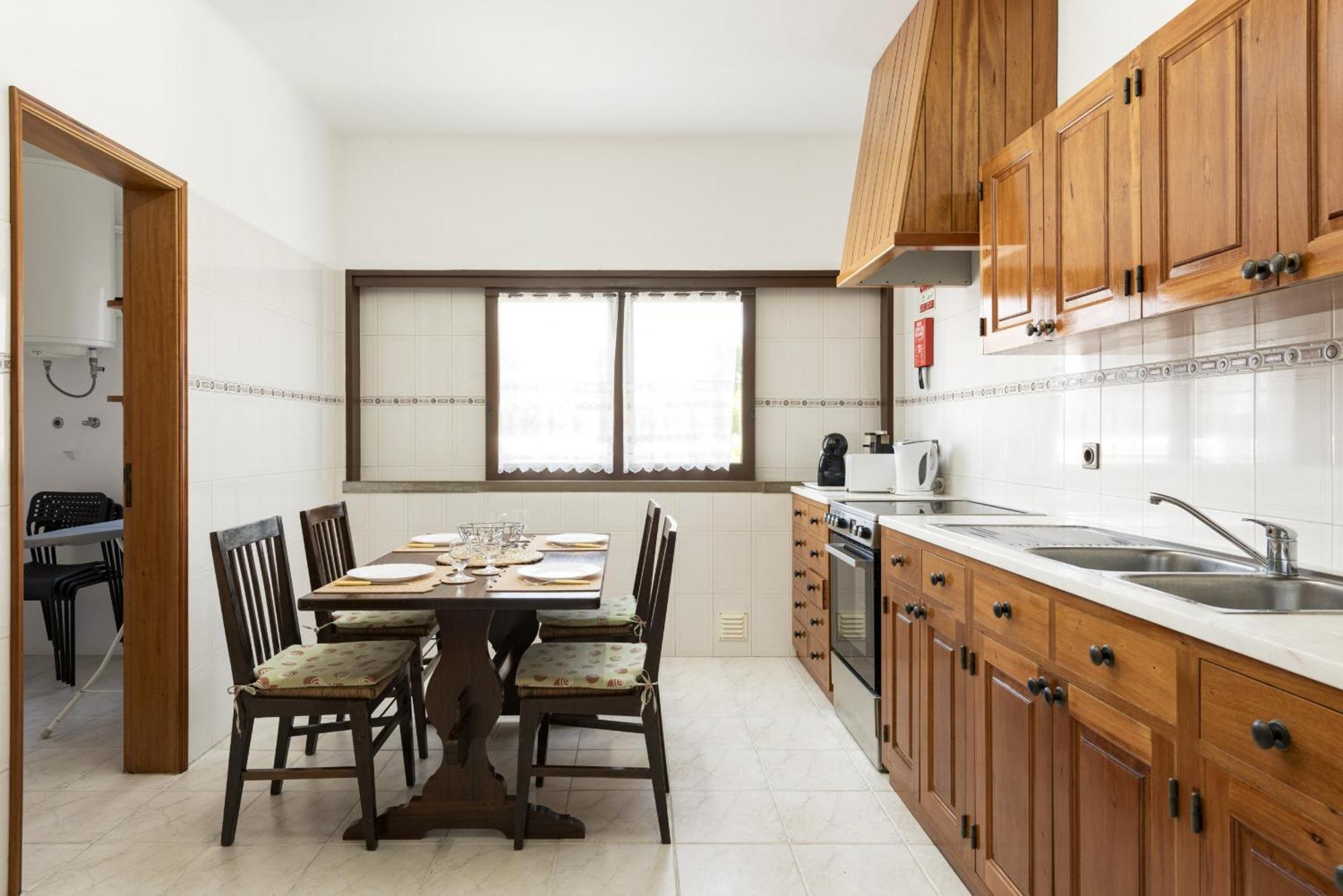 Villa De Santa Eulalia Iii - *